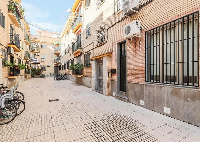 Precioso Estudio En San Julian Sevilla, Ac Wifi Hiniesta Estudio
