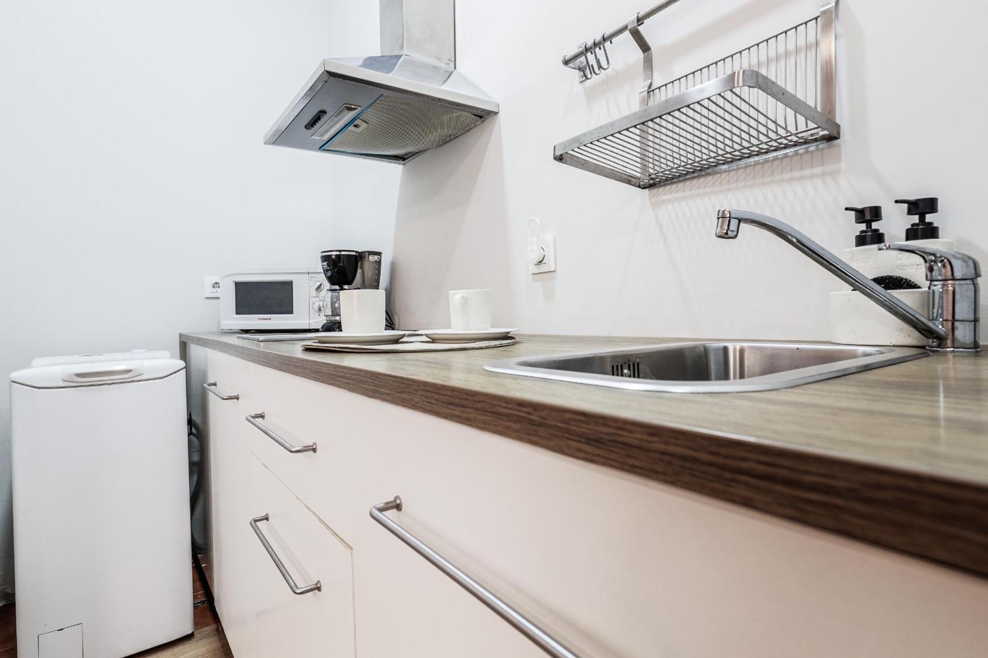 Apartamento Precioso Estudio En San Julian Sevilla, Ac Wifi Hiniesta Estudio Sevilha